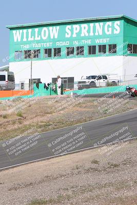 media/Apr-20-2025-AHRMA (Sun) [[393a79c373]]/Race/Group 11 early race/Turn 4b/